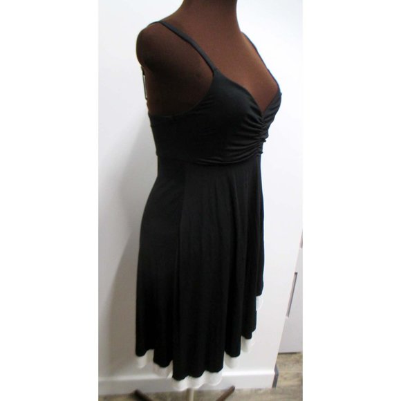 BNWT NEESHA LITTLE BLACK FLUTTER DRESS  SIZE M/L - Picture 7 of 8